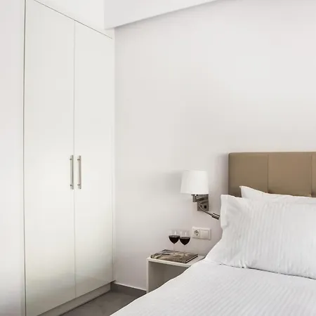 The Square Six Apartment Atena Exterior foto