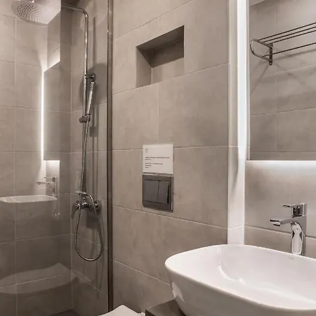 The Square Six Apartment Atena Exterior foto