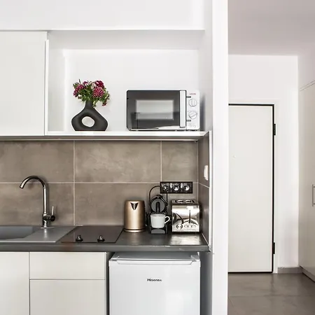 The Square Six Apartment Atena Exterior foto